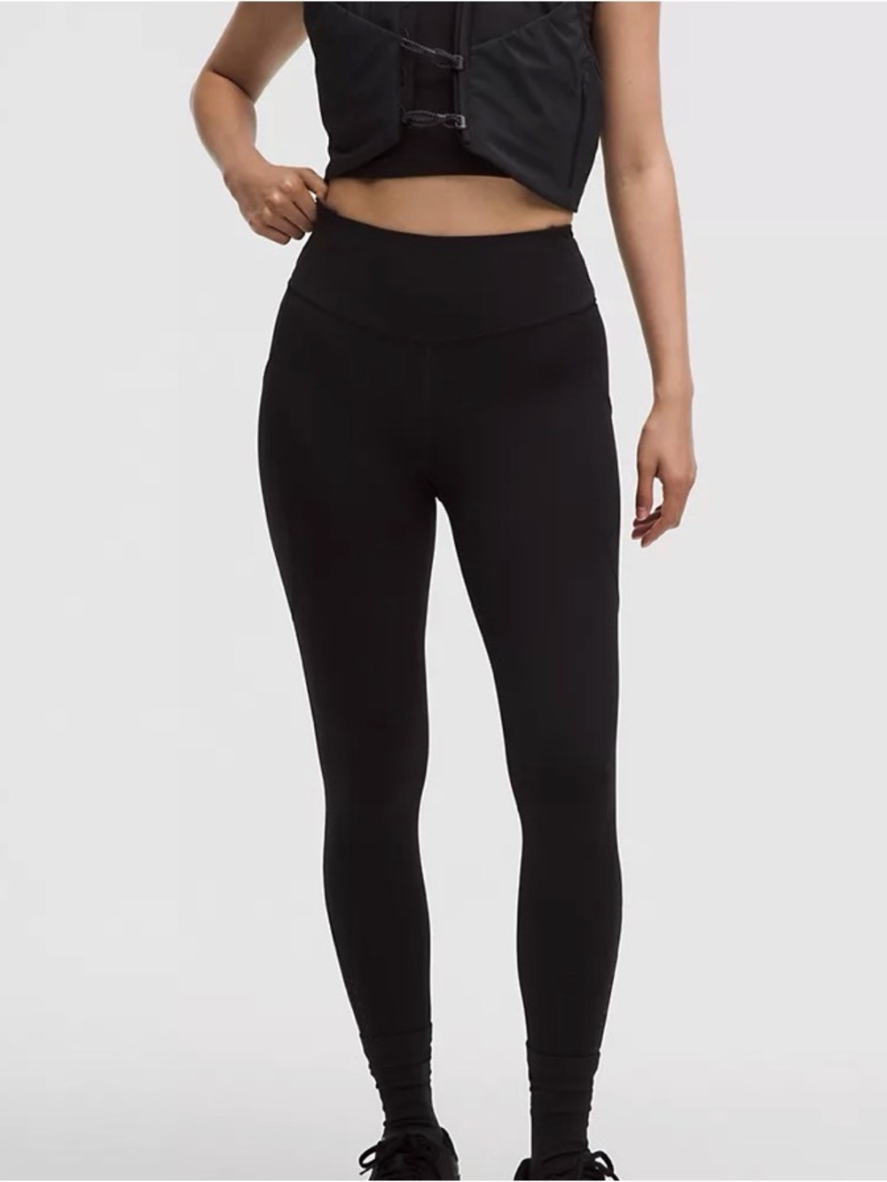 Fast and Free High-Rise Tight 5 Pocket
